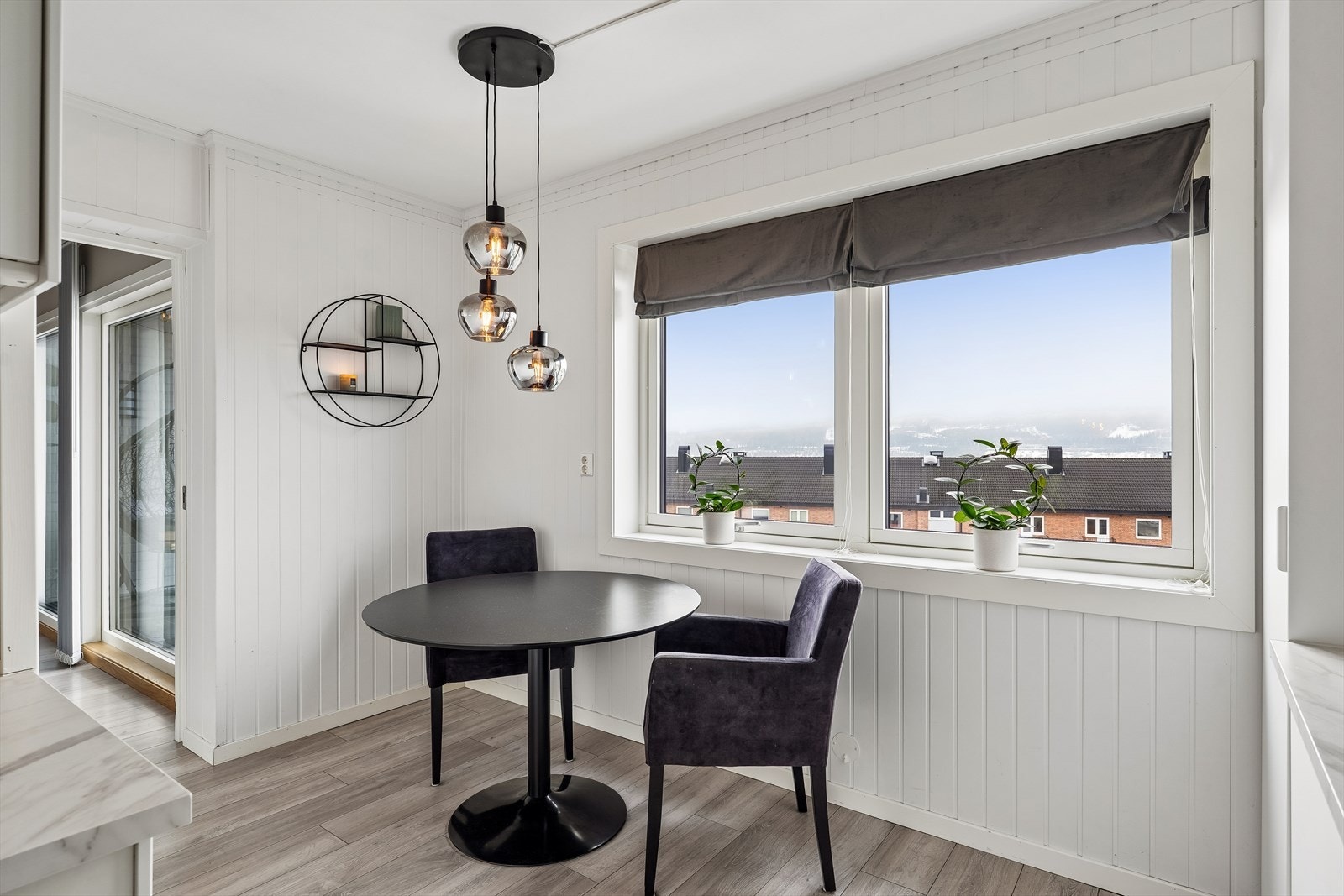 Moderne og energieffektive vinduer oppgradert i regi av boretsslaget i 2021. Galleribilde