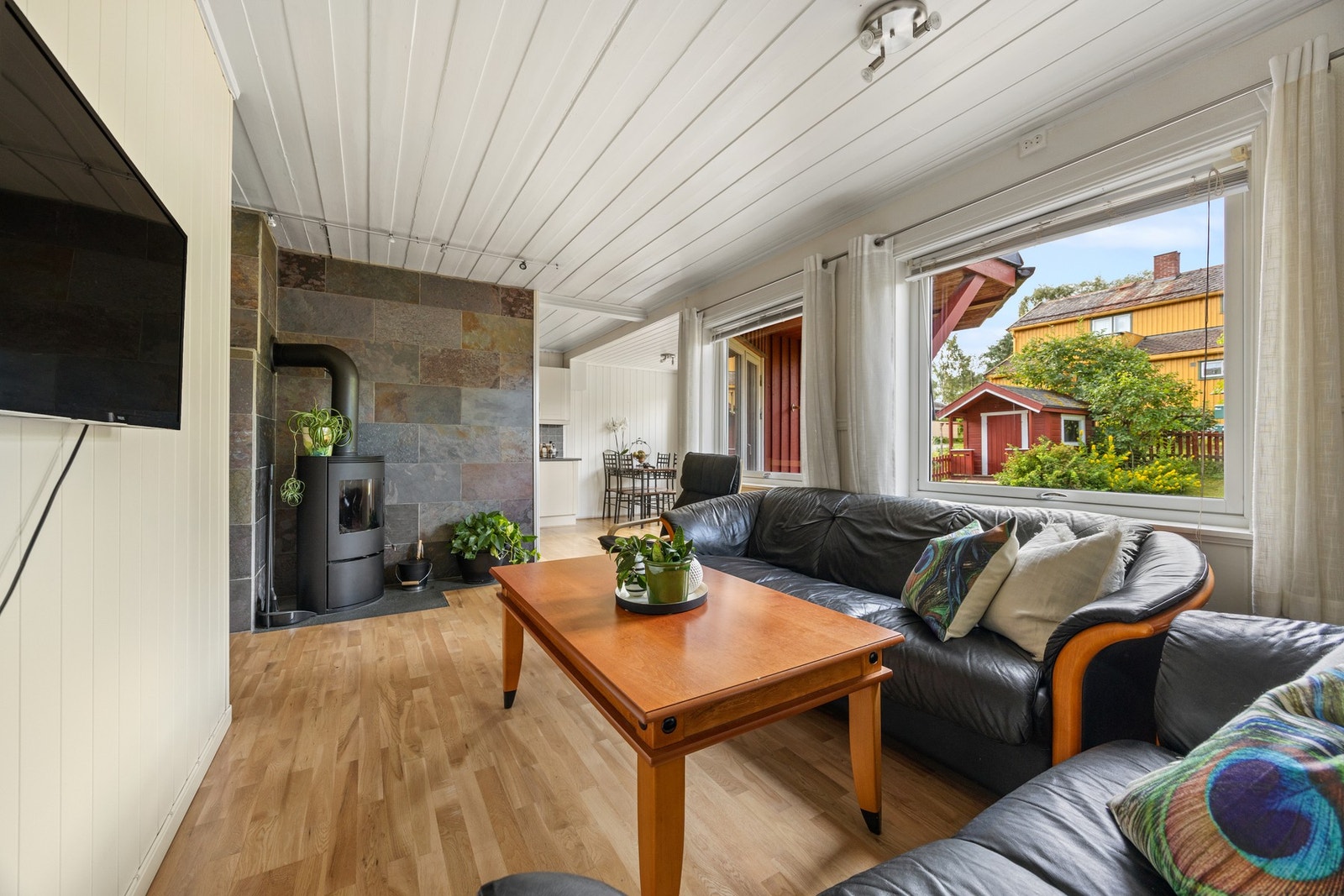 Stue - 15 kvm. Galleribilde