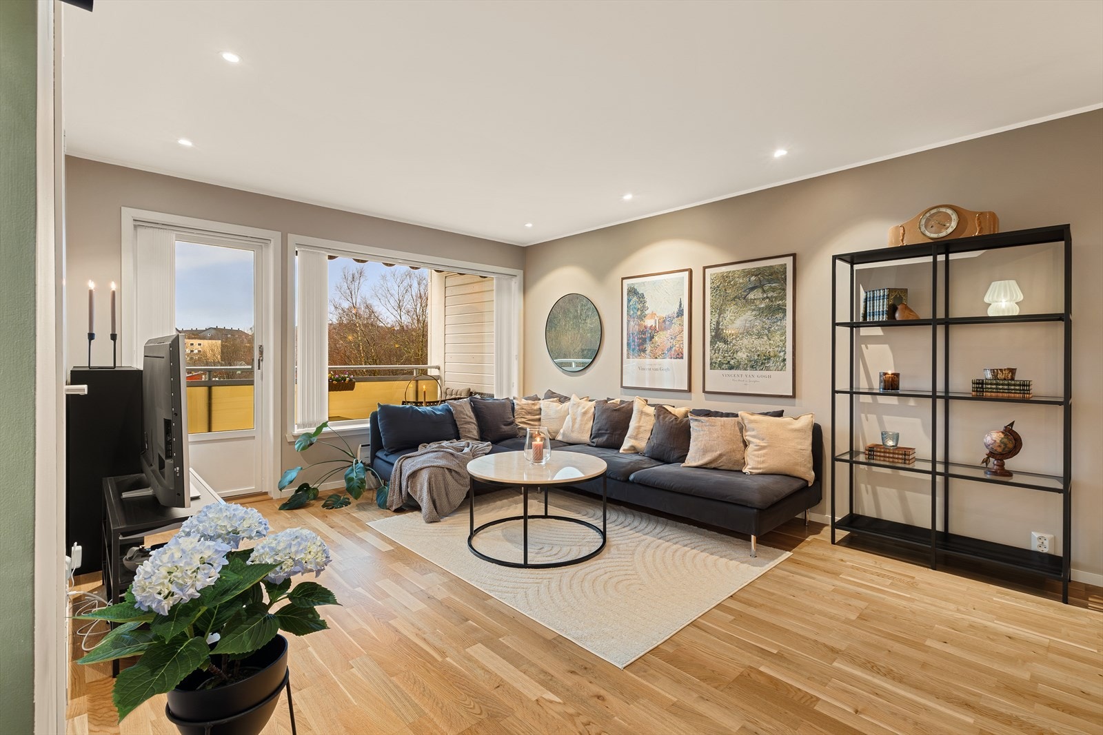 Velkommen til Liaflaten 37! Presentert av Camilla Sørensen - Eiendomsmegler Norge. Galleribilde