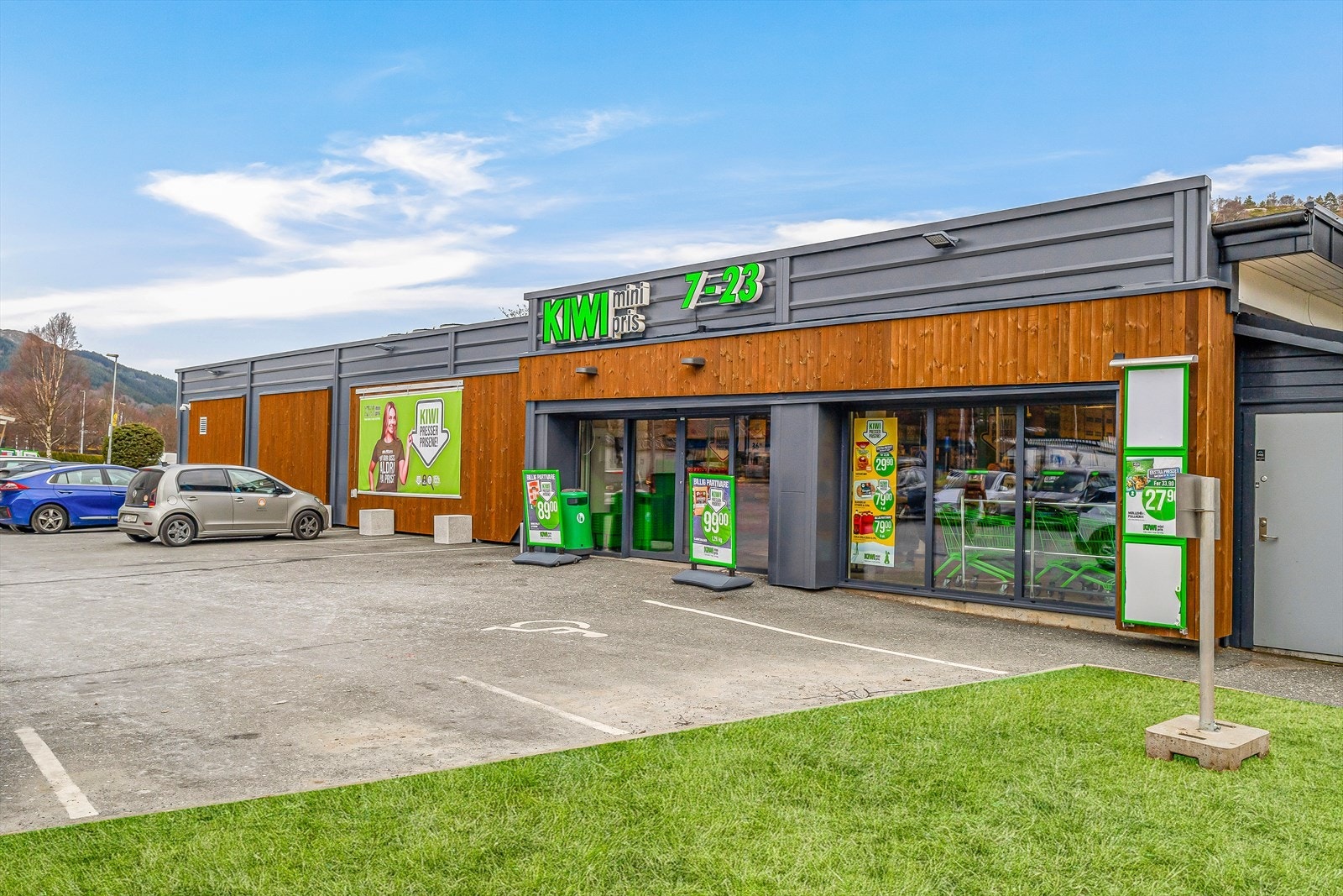 Nærbutikken Kiwi er et "steinkast" unna. Galleribilde