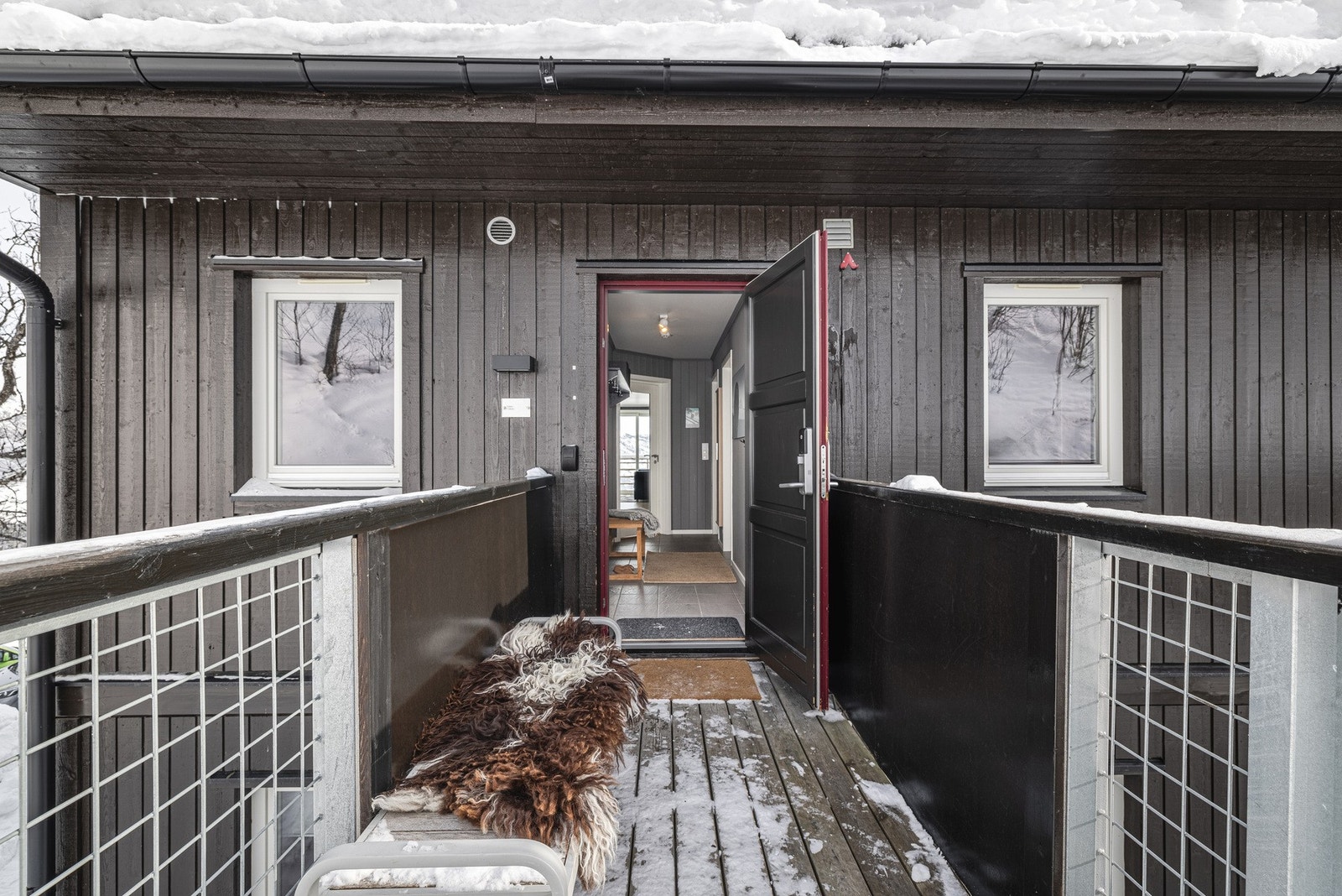 Inngangsparti. Galleribilde