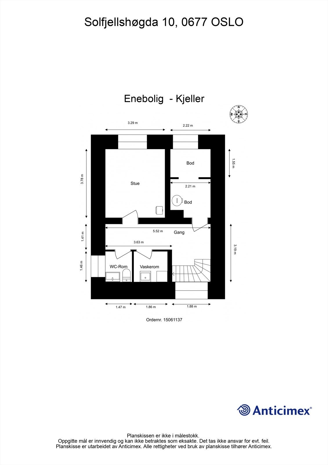 Kjelleren er innredet med gang, kjellerstue, vaskerom, wc-rom og to boder for lagring. (ikke godkjent for varig opphold - se punkt under "ferdigattest") Galleribilde