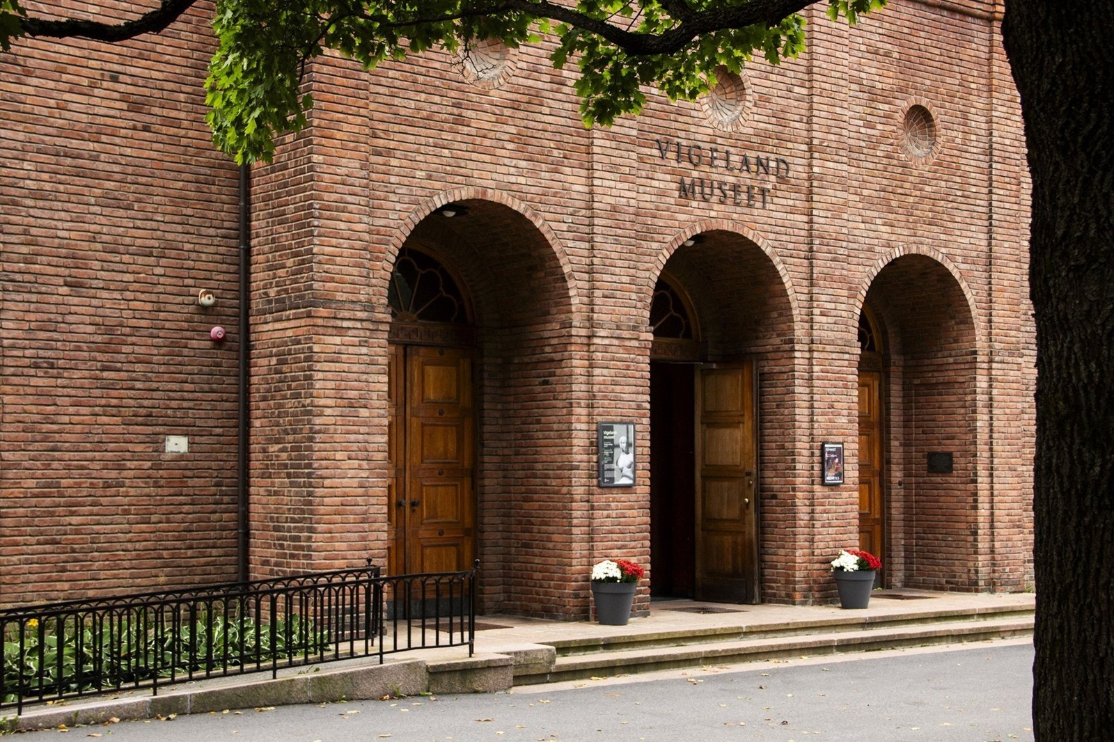Frognerparken er den klart største parken i Oslos indre by, og her finner du blant annet Vigelandsparken og det populære Frognerbadet. Galleribilde