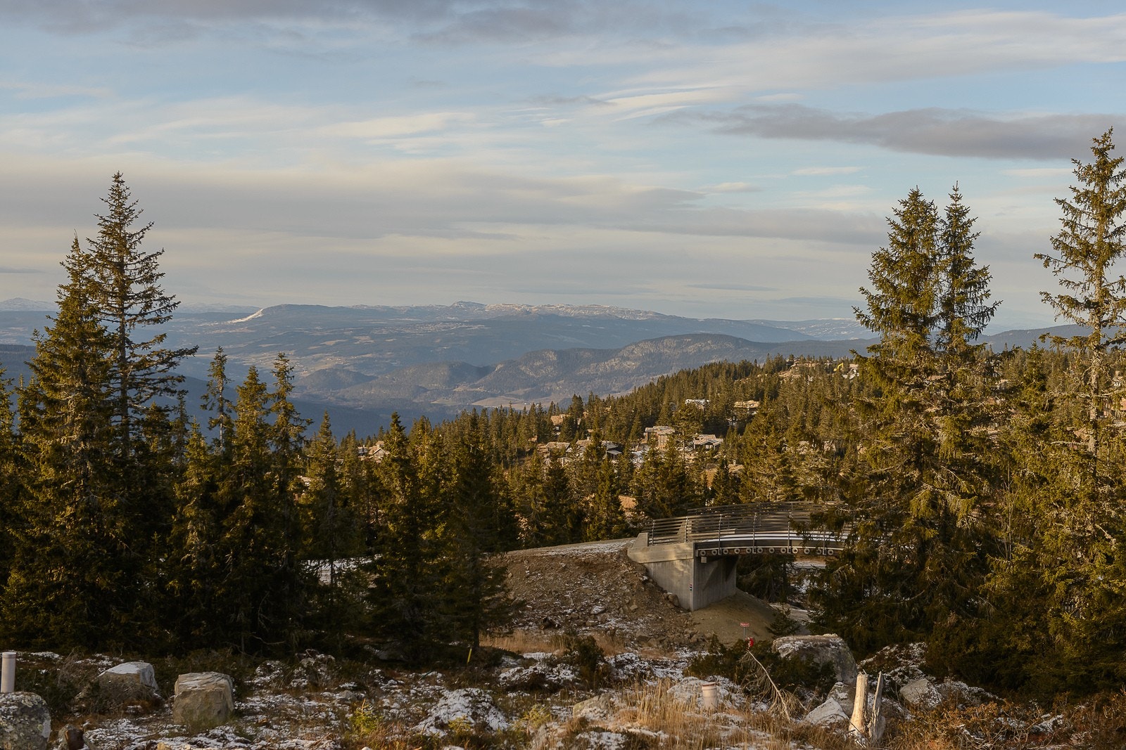 Et særtrekk for området er forekomsten av blokkstein. Ambisjonen for Ilsæterurda er å lage et moderne hyttefelt som ivaretar disse kvalitetene. Galleribilde