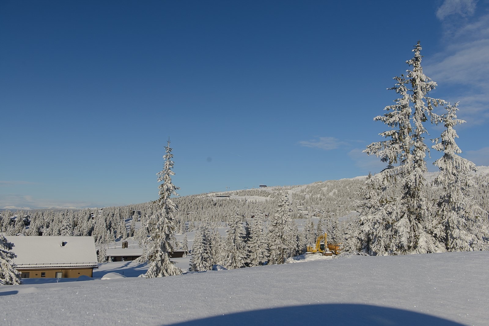 Utsikt fra hyttefeltet i retning Hafjelltoppen. Galleribilde