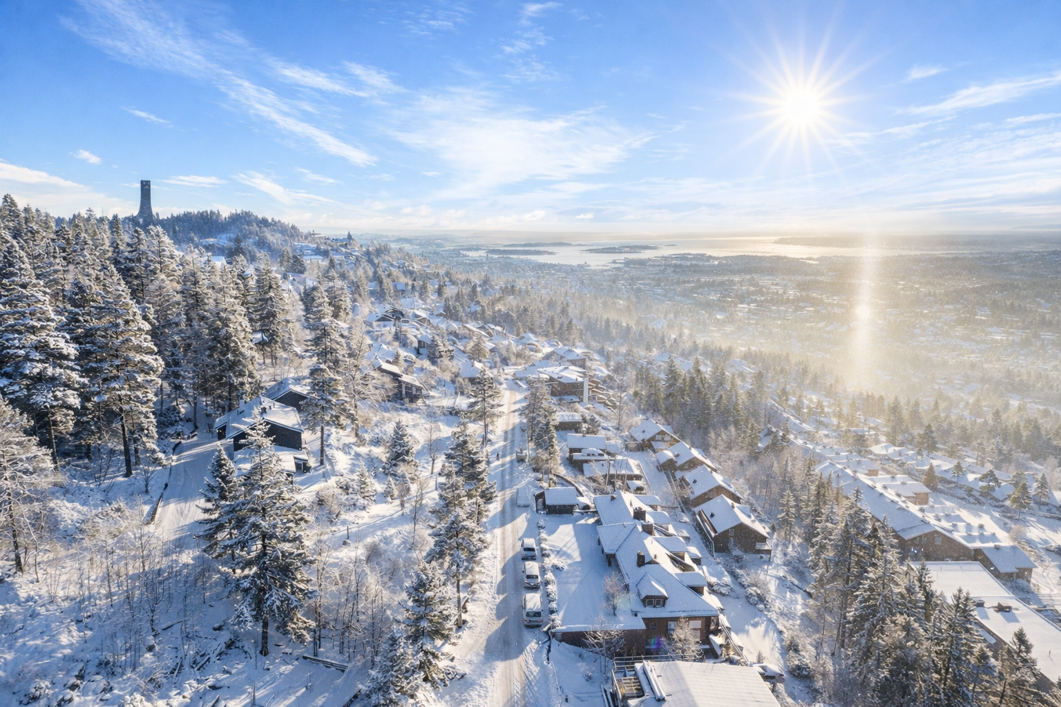 Leiligheten ligger høyt og luftig til på vakre Voksenlia. T-banestasjon og bussholdeplass er kun få minutter unna Galleribilde