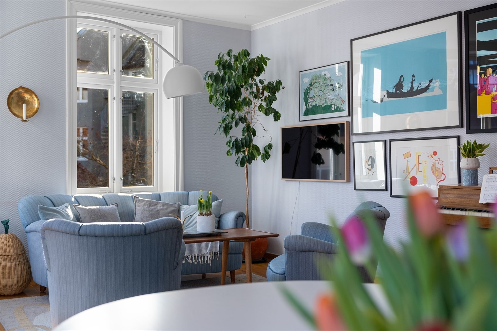 Leiligheten fremstår velholdt med få avvik registrert i tilstandsrapporten. Det er ikke registrert forhold med TG3 og kun ett forhold med TG2. Galleribilde