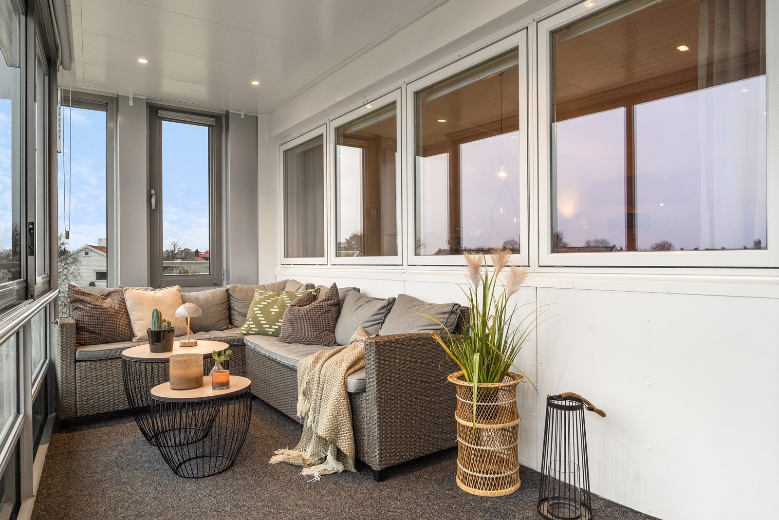 Her er det god plass til møblering av sittegruppe. Galleribilde