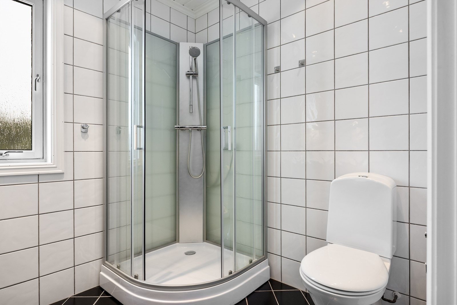 Varmekabler i gulv Galleribilde