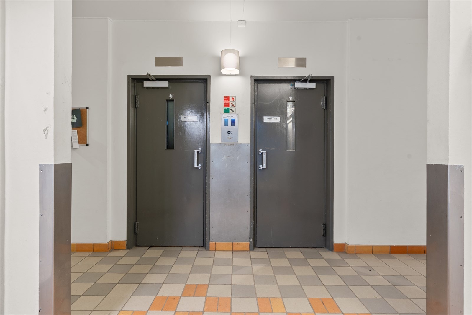 Det er heisadkomst til leilighetsplan. Galleribilde