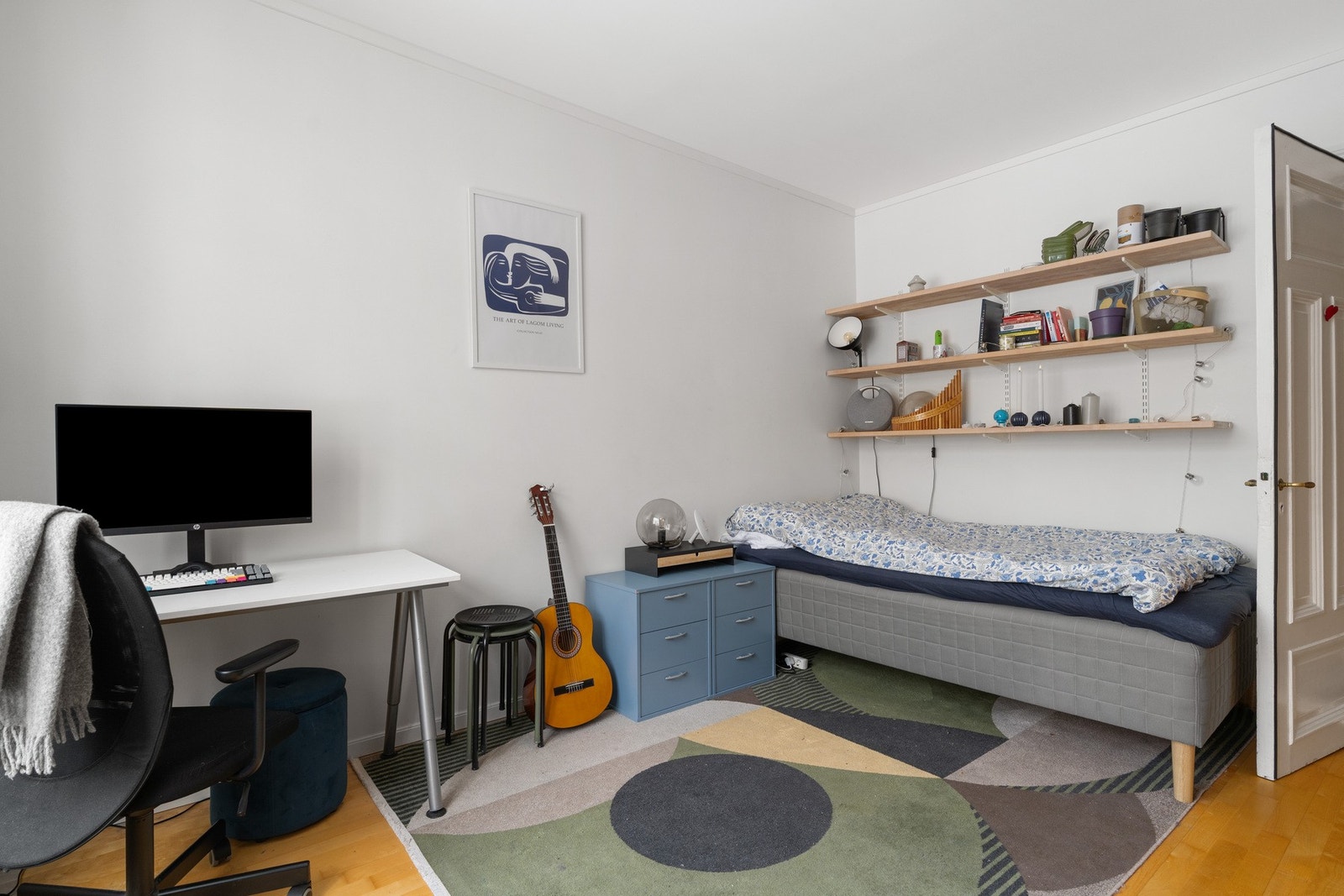 Romslig soverom på 17 kvm. Galleribilde