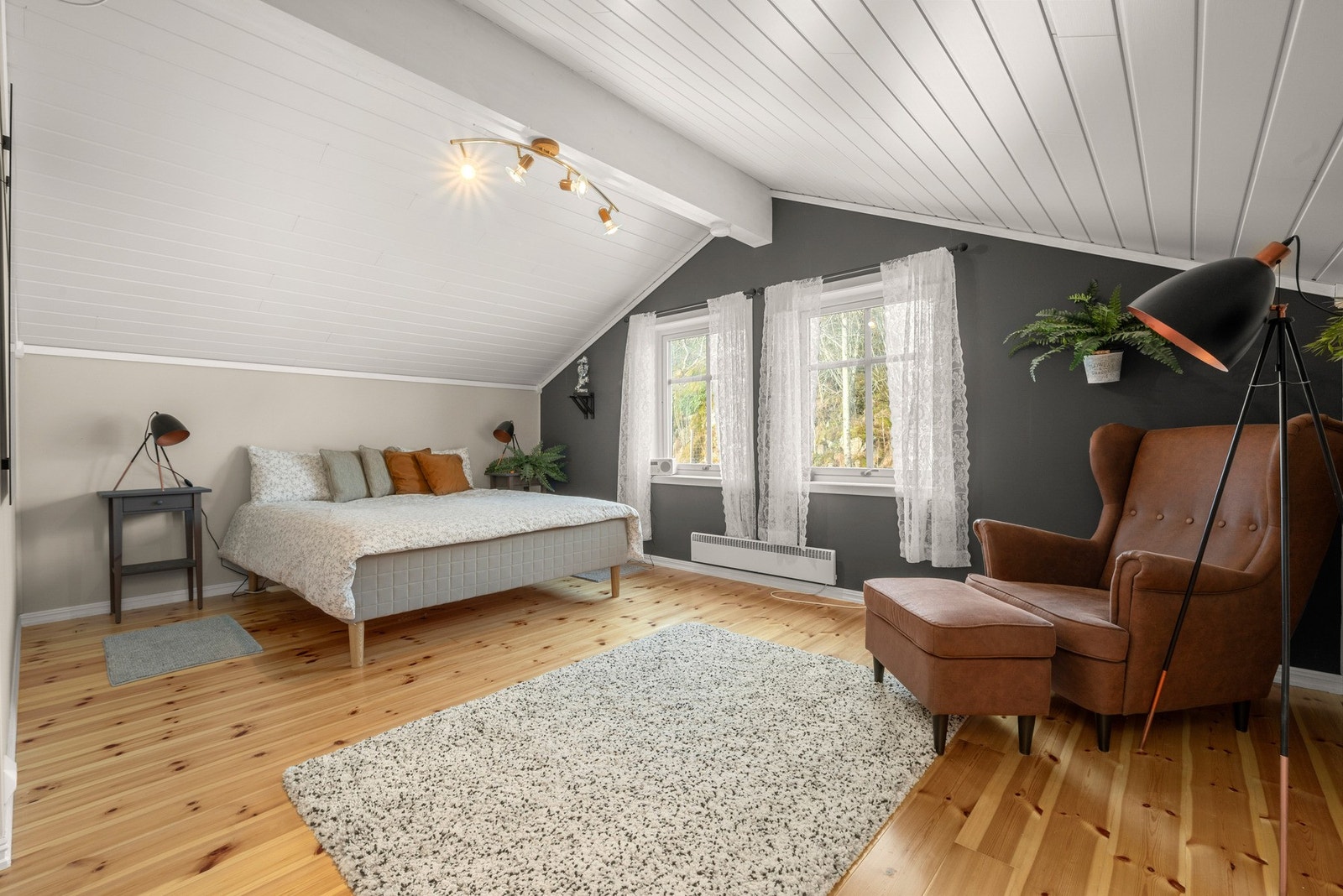 Soverommet har god størrelse og fleksible bruksmuligheter. Galleribilde