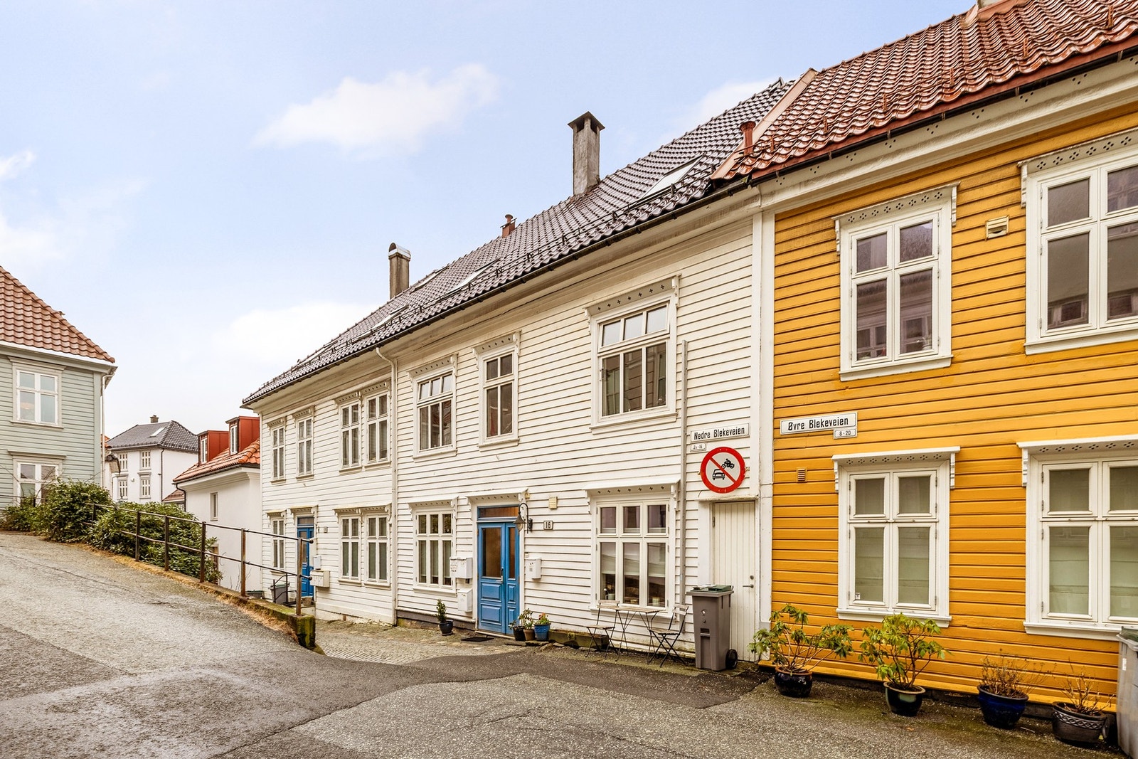 Her bor du i rolige omgivelser samtidig som du har gangavstand til det meste byen har å by på. Galleribilde