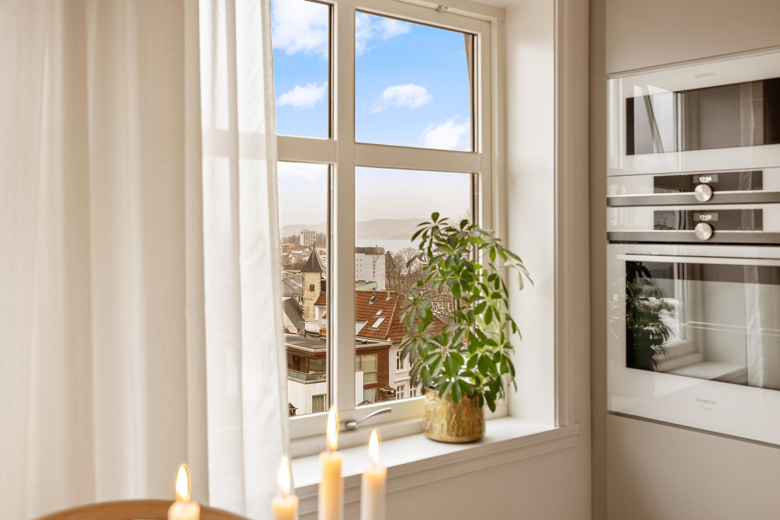 Utsikt fra kjøkkenvinduet. Galleribilde