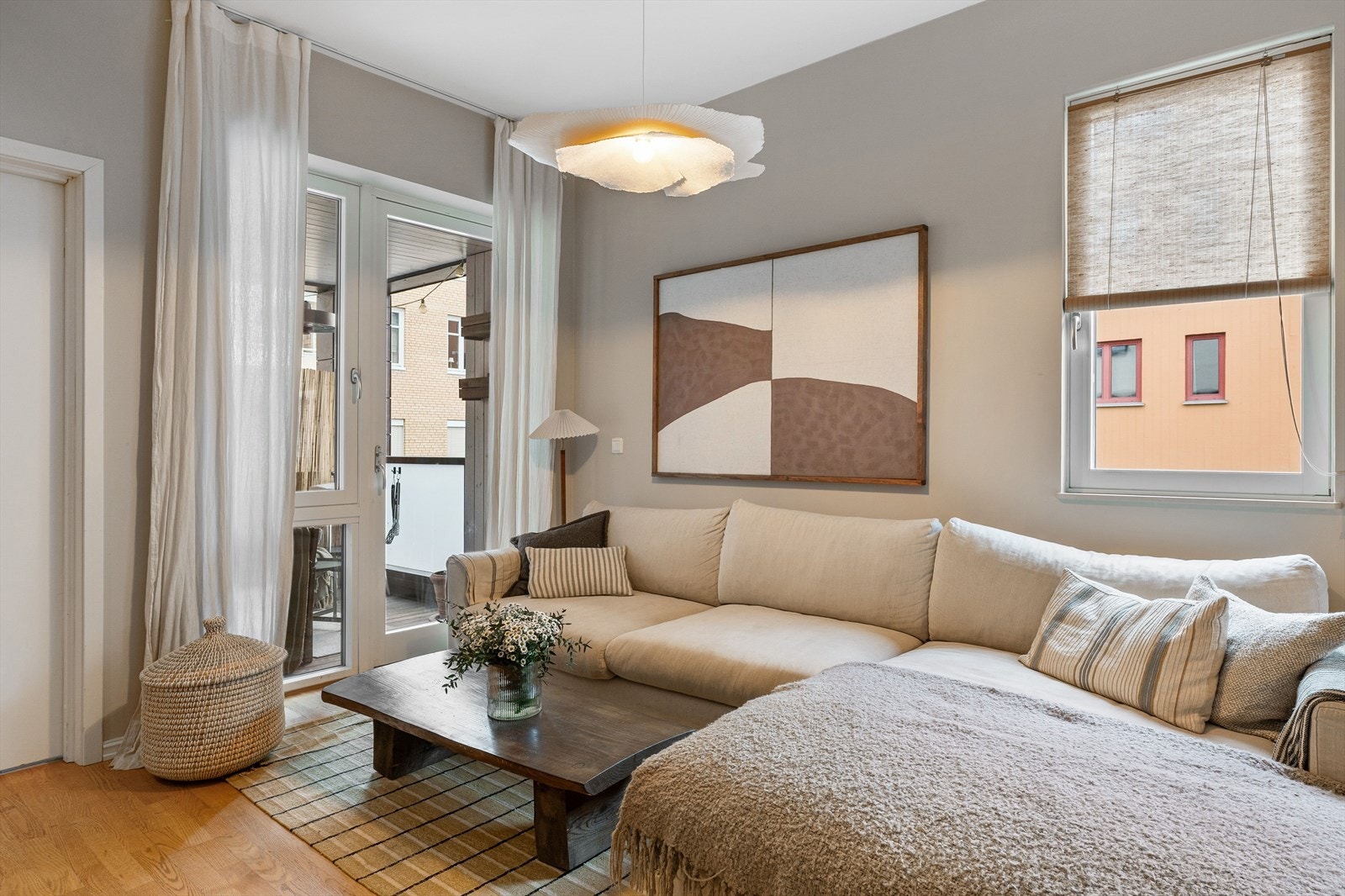 Fra stuen har du direkte utgang til en koselig balkong. Galleribilde