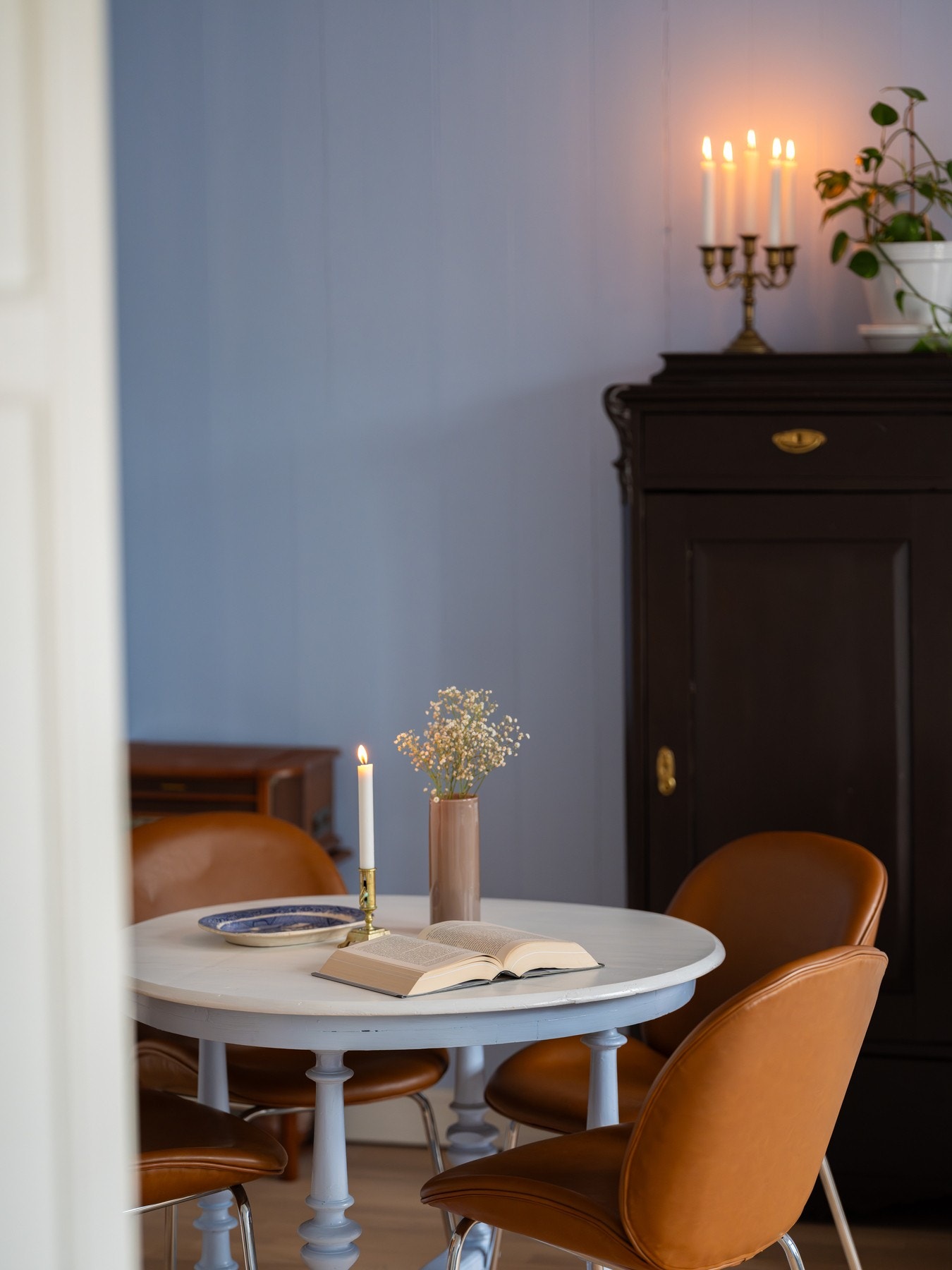 Det er også plass for spisebord. Galleribilde