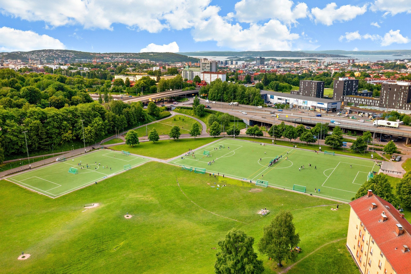 Muselunden byr på blant annet frisbeegolf, kunstgressbaner, samt flotte områder for tur og hygge. Galleribilde