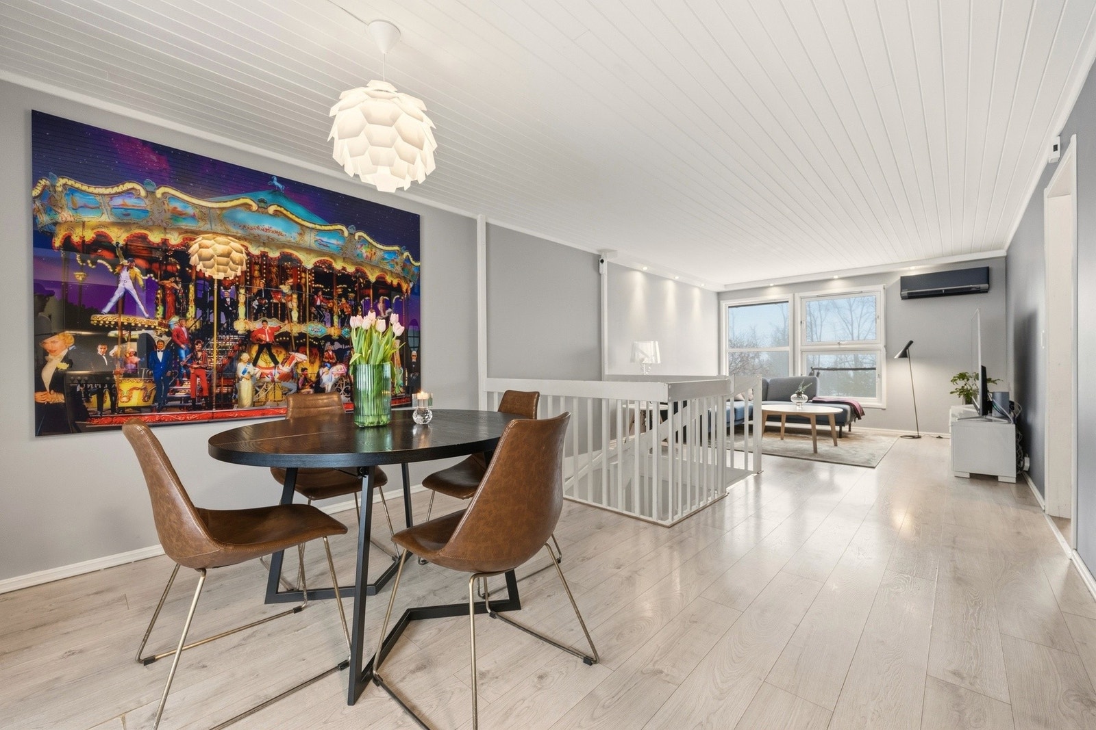 Velkommen til Gullhaugveien 157A - Presentert av Kenneth Eckmann v/EIE Sandvika.
Foto: Anders Kjøndal v/Luxe AS Galleribilde