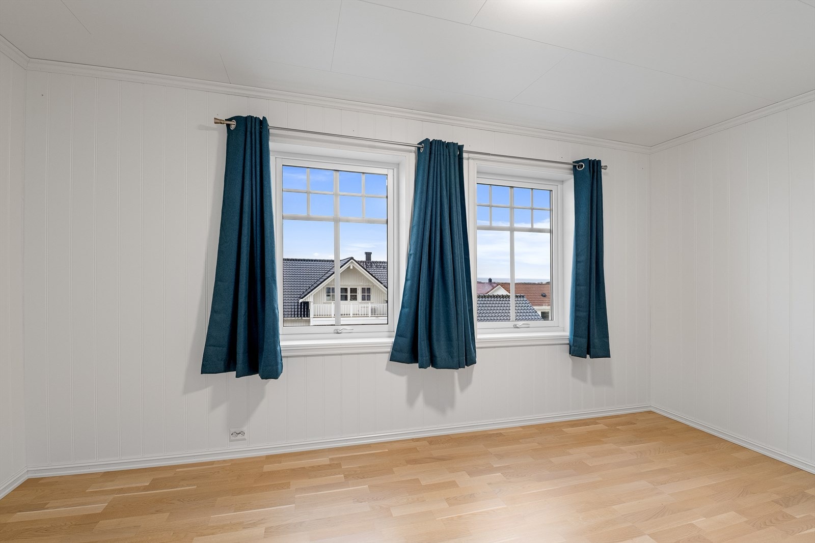 Her har man fin utsikt ut mot havet. Galleribilde