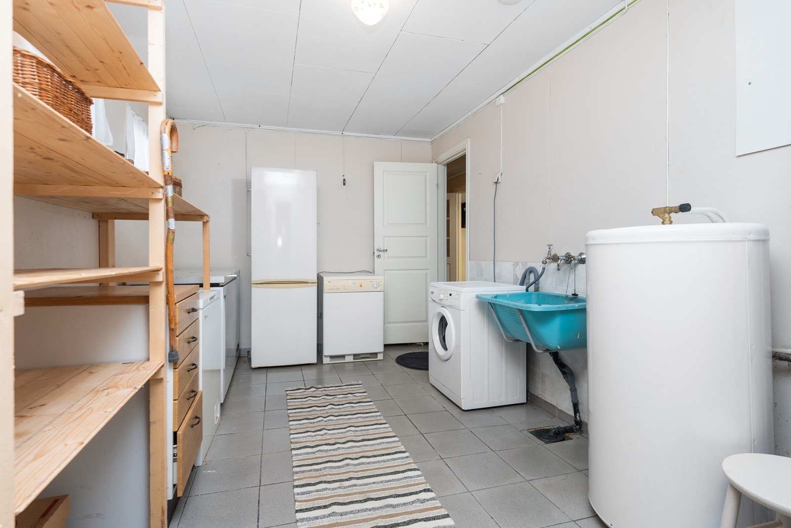 Romslig vaskerom Galleribilde