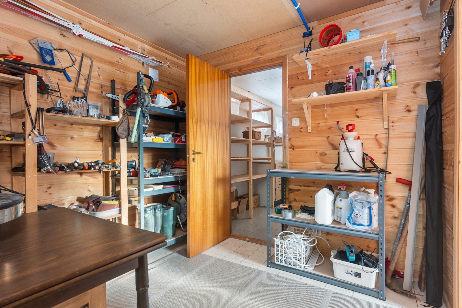 God med lagringsplass i kjelleren Galleribilde