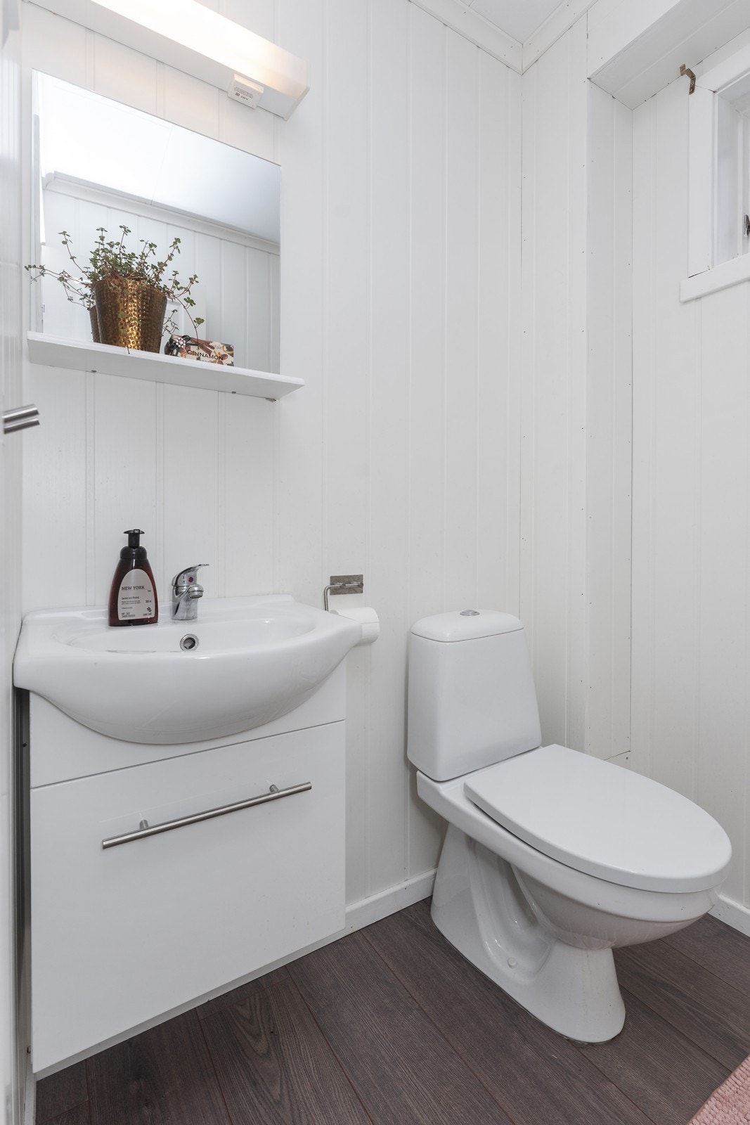 Toalettrom Galleribilde