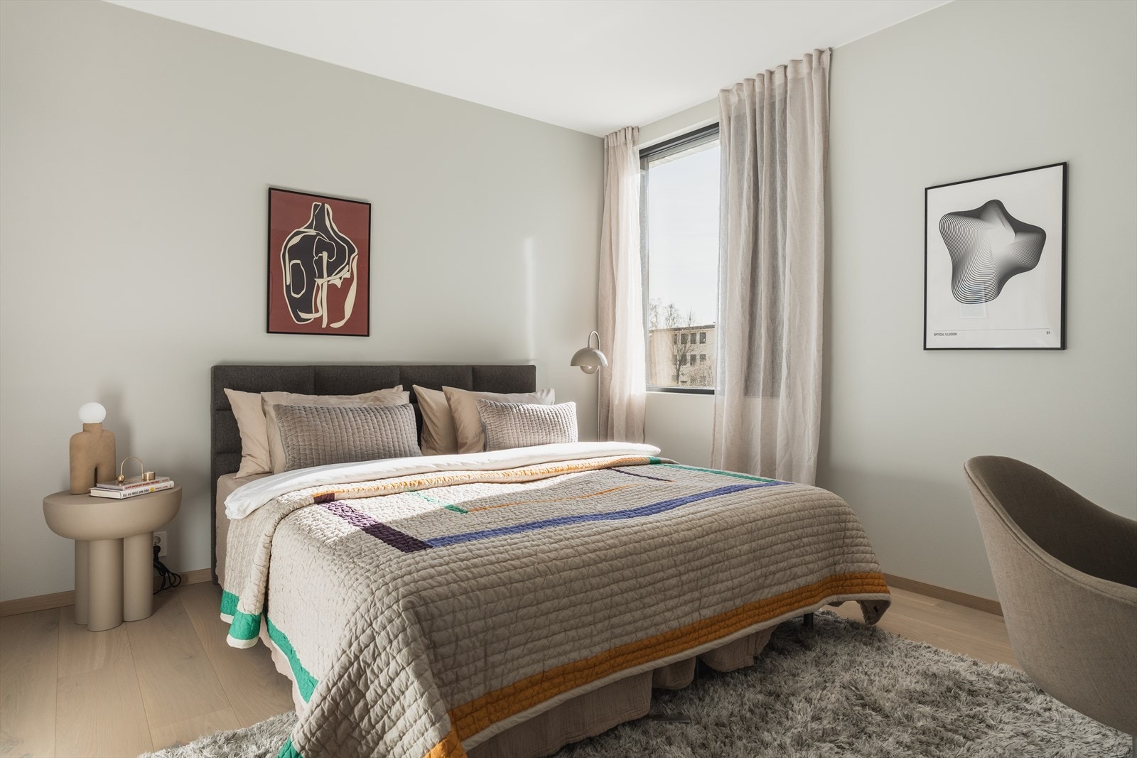 Soverom 2 er også av god størrelse. Galleribilde