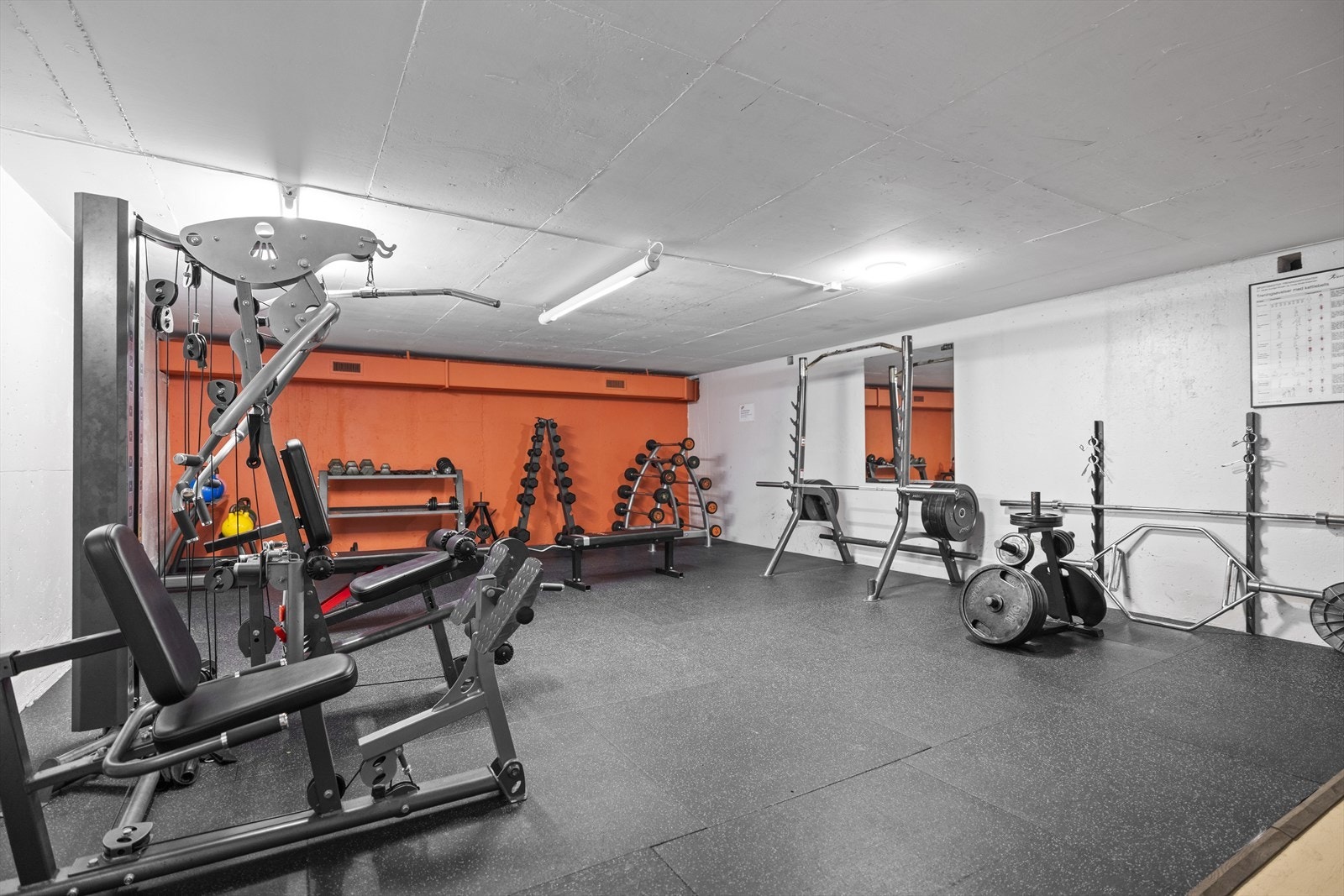 Borettslaget har flere populære fellesfasiliteter, bl.a. et nylig oppgradert trimrom Galleribilde