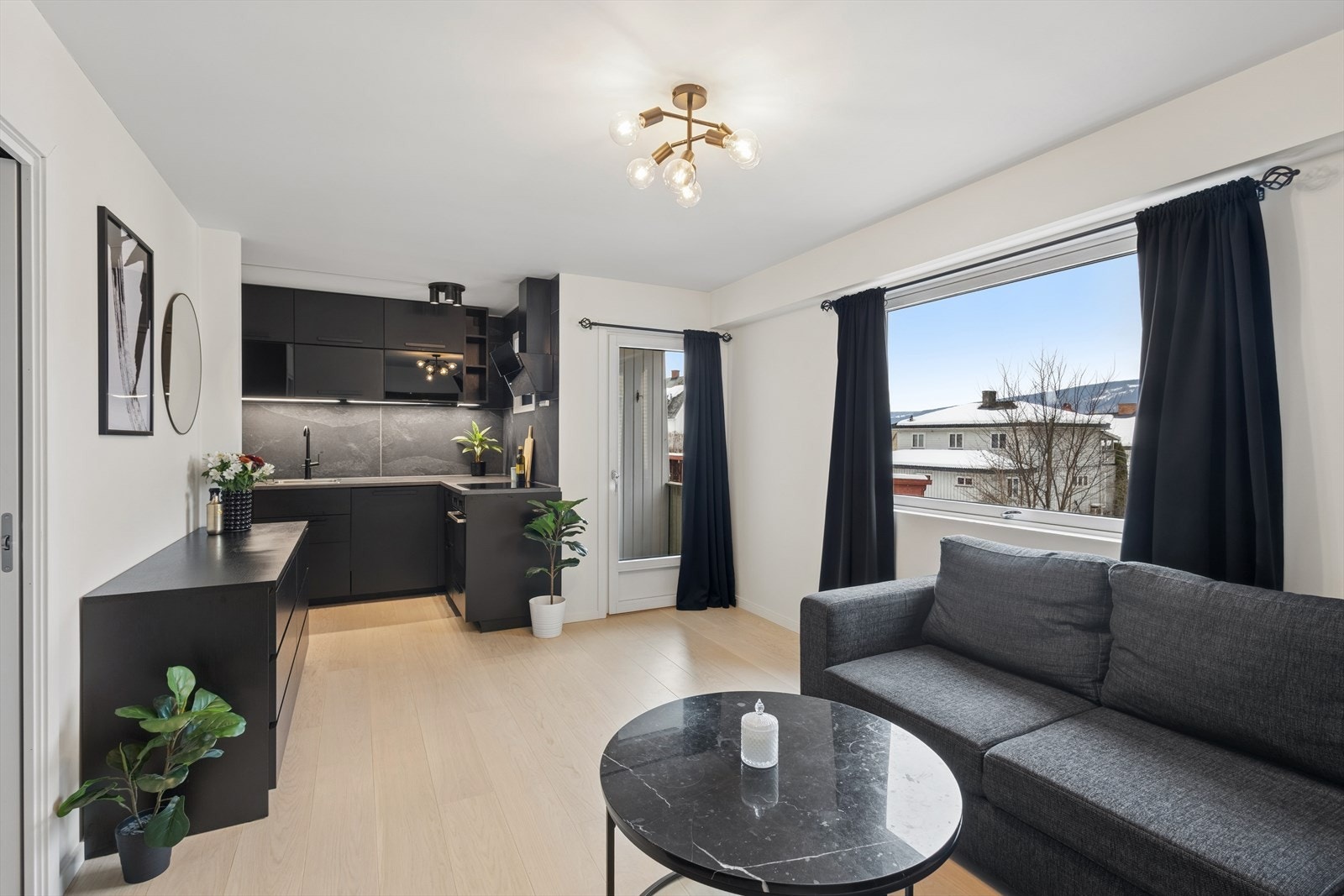 Kathrine Rosenvinge v/DNB Eiendom presenterer Mathiesens gate 11C! Galleribilde