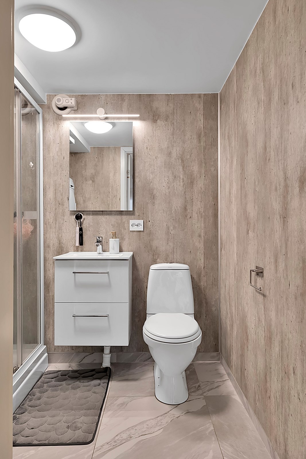 Baderom. Galleribilde