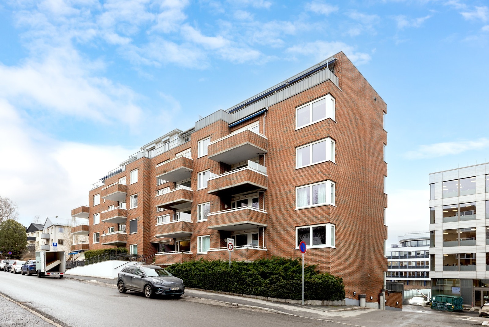 Her bor du både sentralt og tilbaketrukket i en attraktiv gate på Thune. Galleribilde