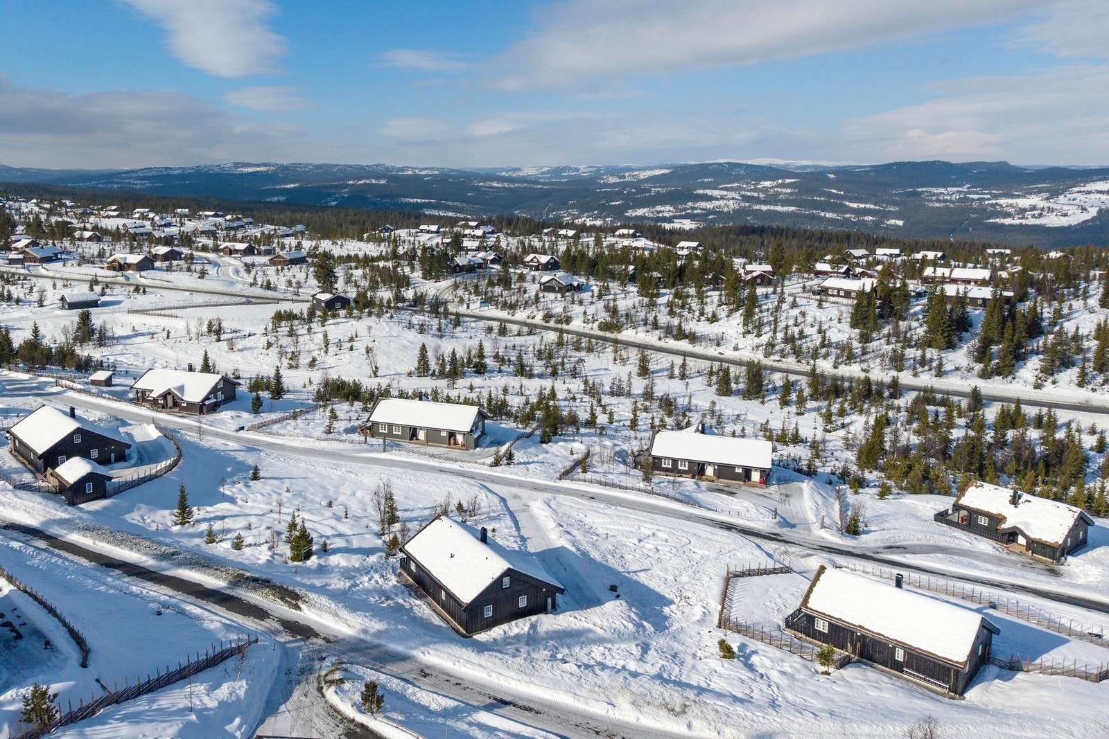 Området byr på flotte turmuligheter sommer og vinter. Galleribilde