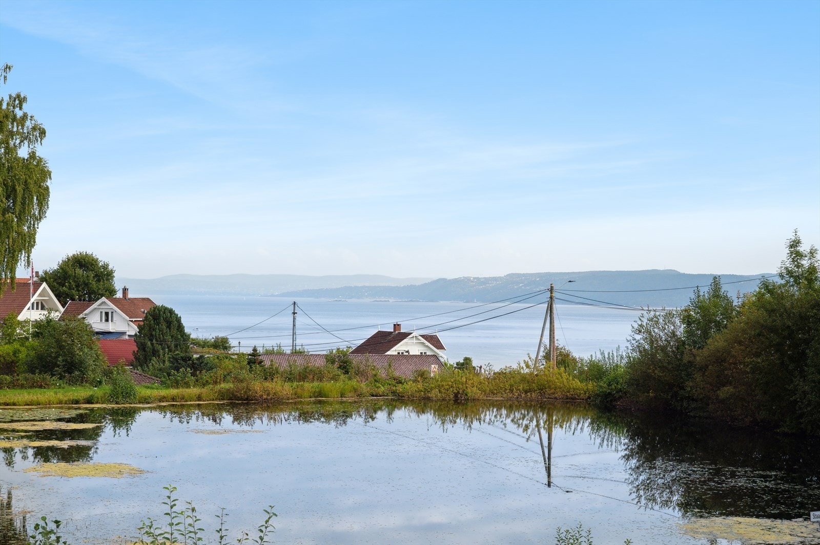 Fra balkongen har du fantastisk utsikt ut over Oslofjorden. Galleribilde