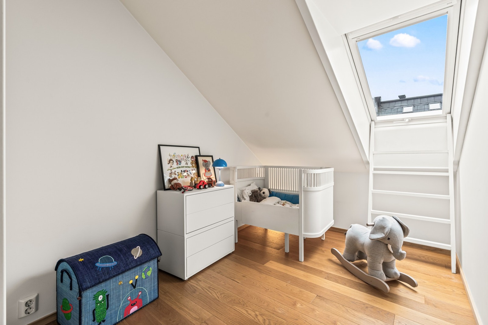 Soverom 2 - Det andre soverommet egner seg perfekt som barnerom eller kontor. Galleribilde