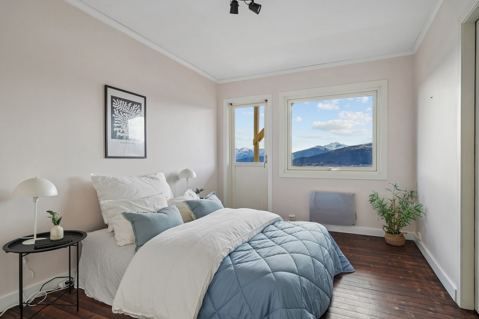 Har man ikke behovet for to soverom, gjør rommet seg også svært godt som spise- eller tv-stue. Galleribilde