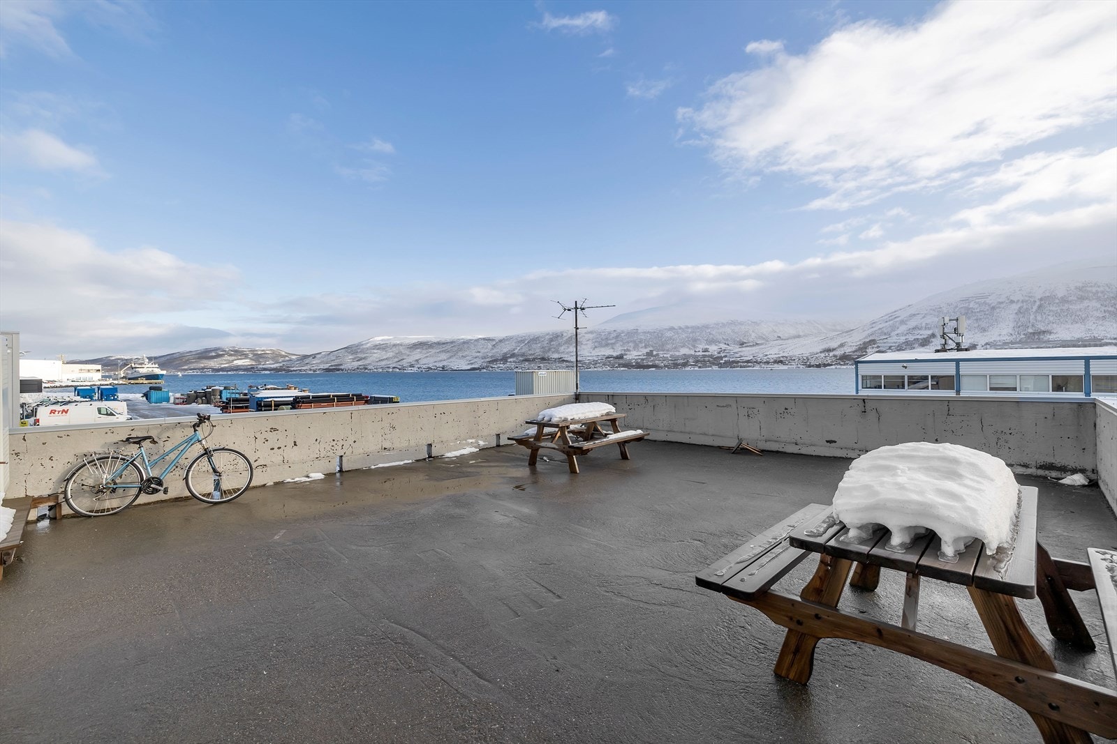 Felles terrasse Galleribilde