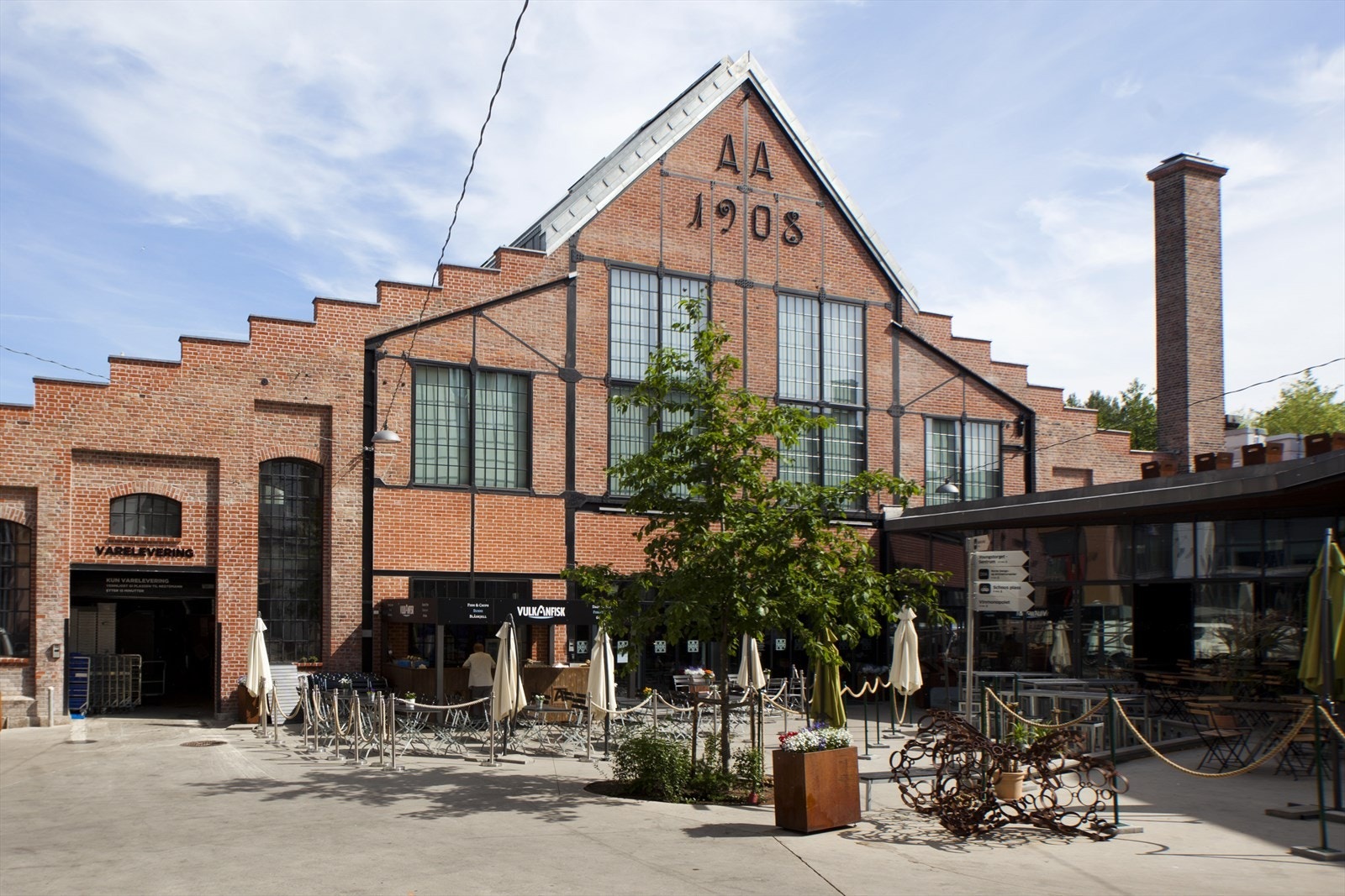 Vulkan. Området kombinerer moderne byliv med historiske industriområder og hyggelige gater, og byr på flotte muligheter for både arbeid, fritid og sosiale opplevelser. Galleribilde