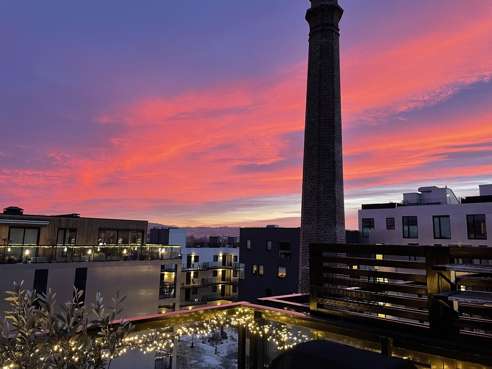 Selgers bilde av utsikt fra balkongen. Galleribilde