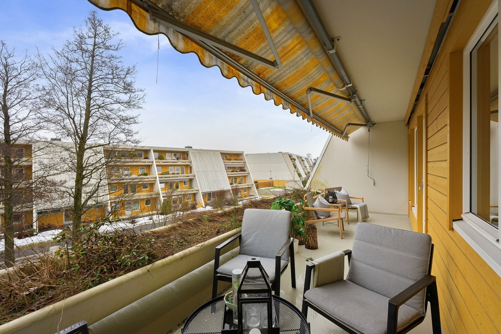 Stille og rolig innerst i sameiet Galleribilde