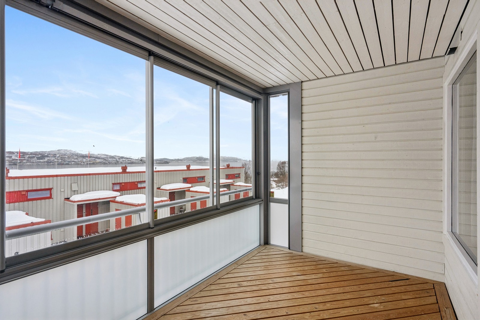 God utsikt fra vestvendt vinterhage Galleribilde