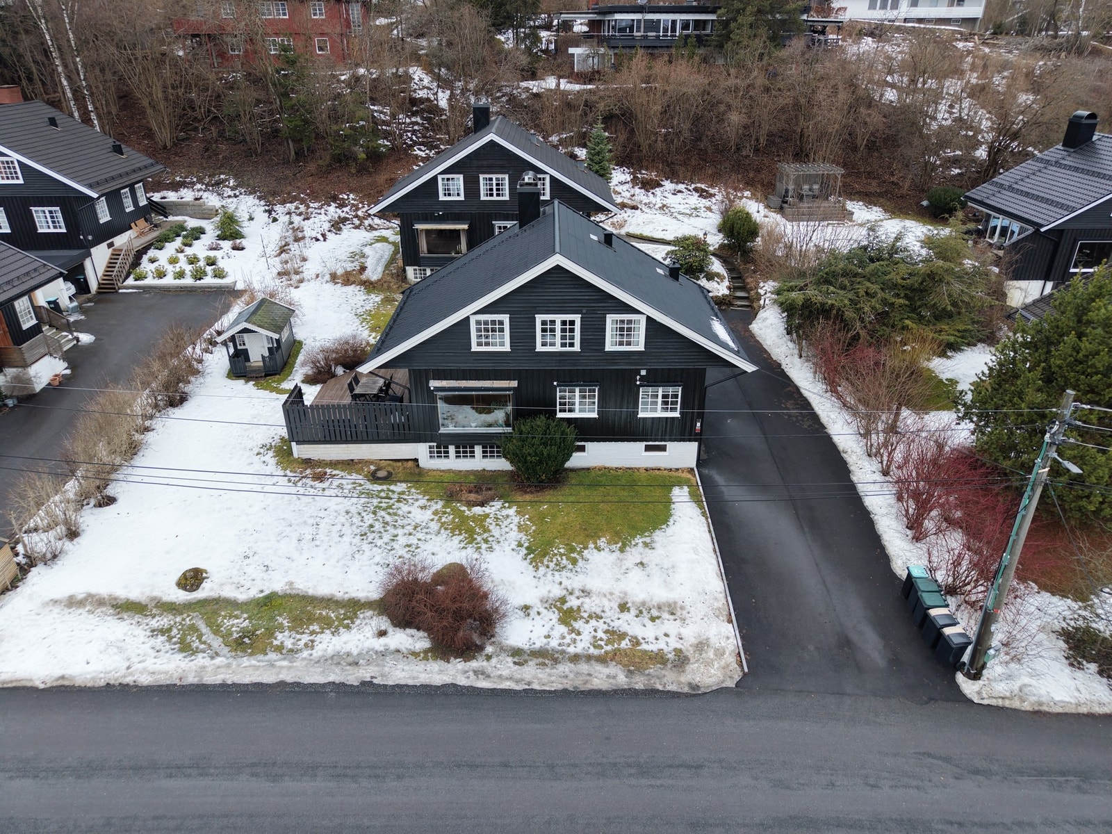 Velkommen til Ørneveien 20 v/Stian Holmen-Jensen i PrivatMegleren Bærum Galleribilde