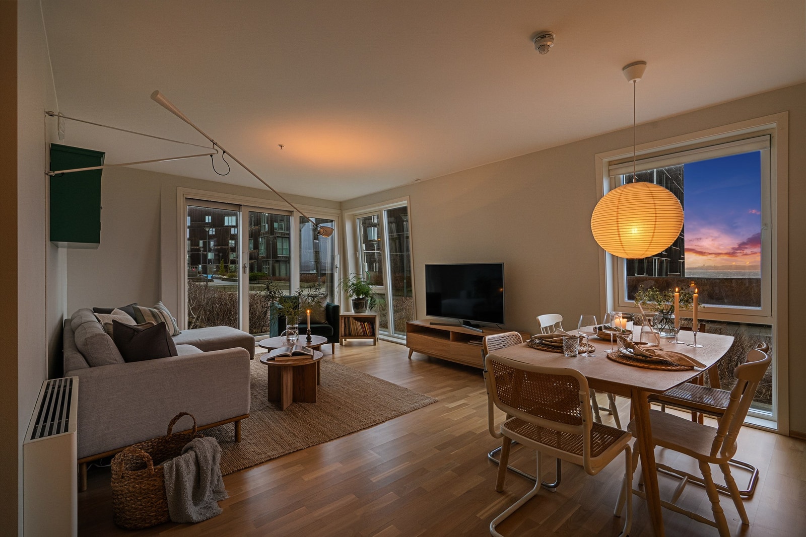 Man kan nyte flotte morgener når solen står opp og trivelige kvelder . Galleribilde