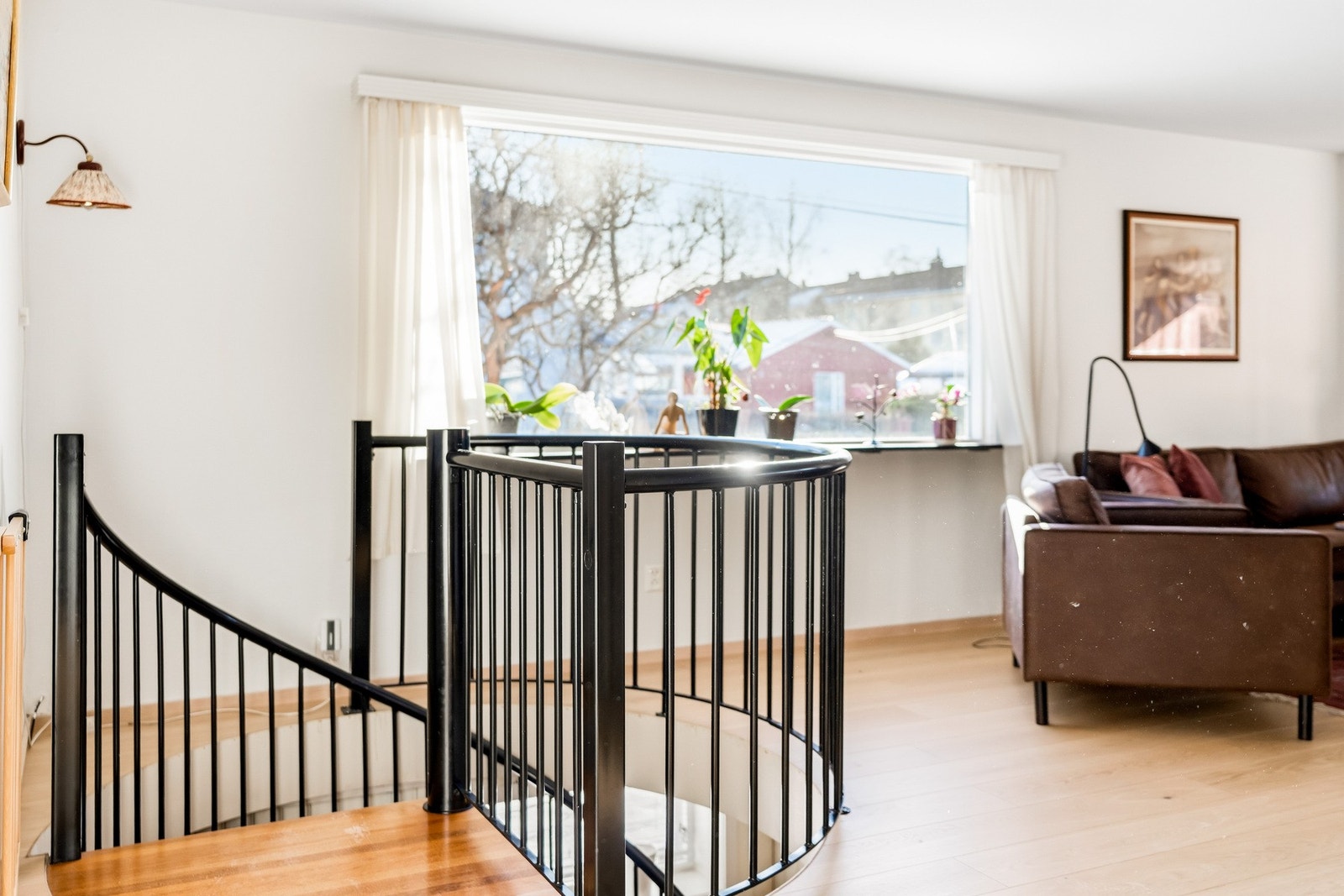 Trapp mellom etasjene. Galleribilde