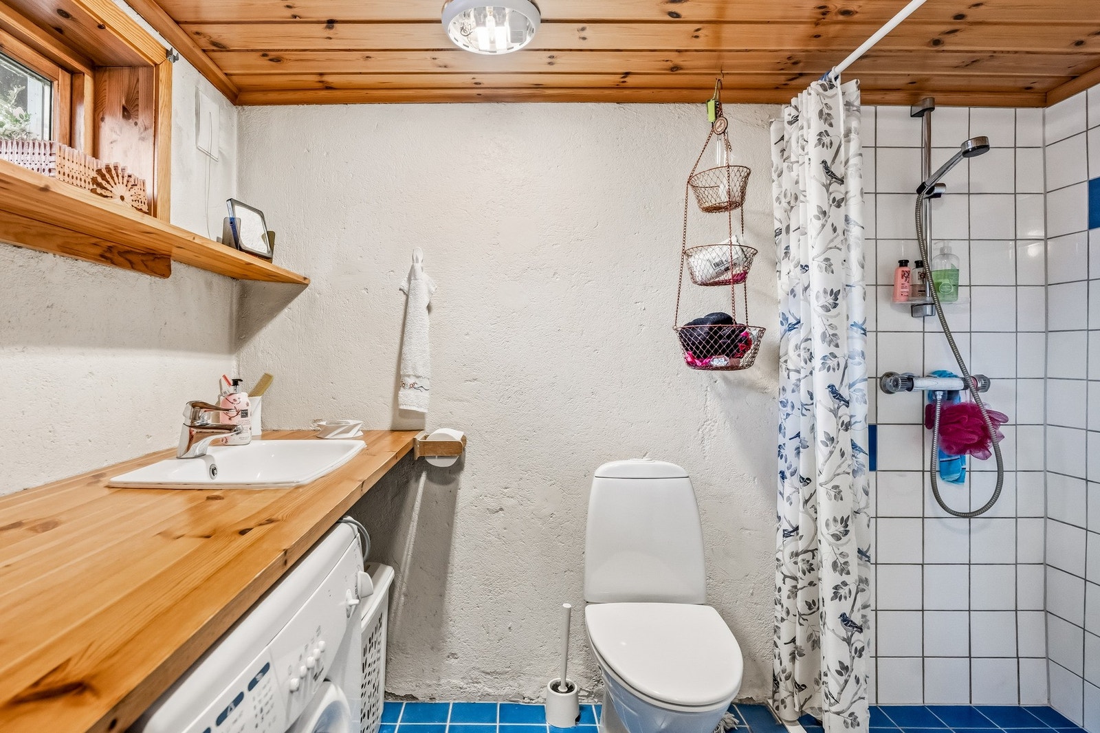 Bad/vaskerom 2 i kjeller. Galleribilde