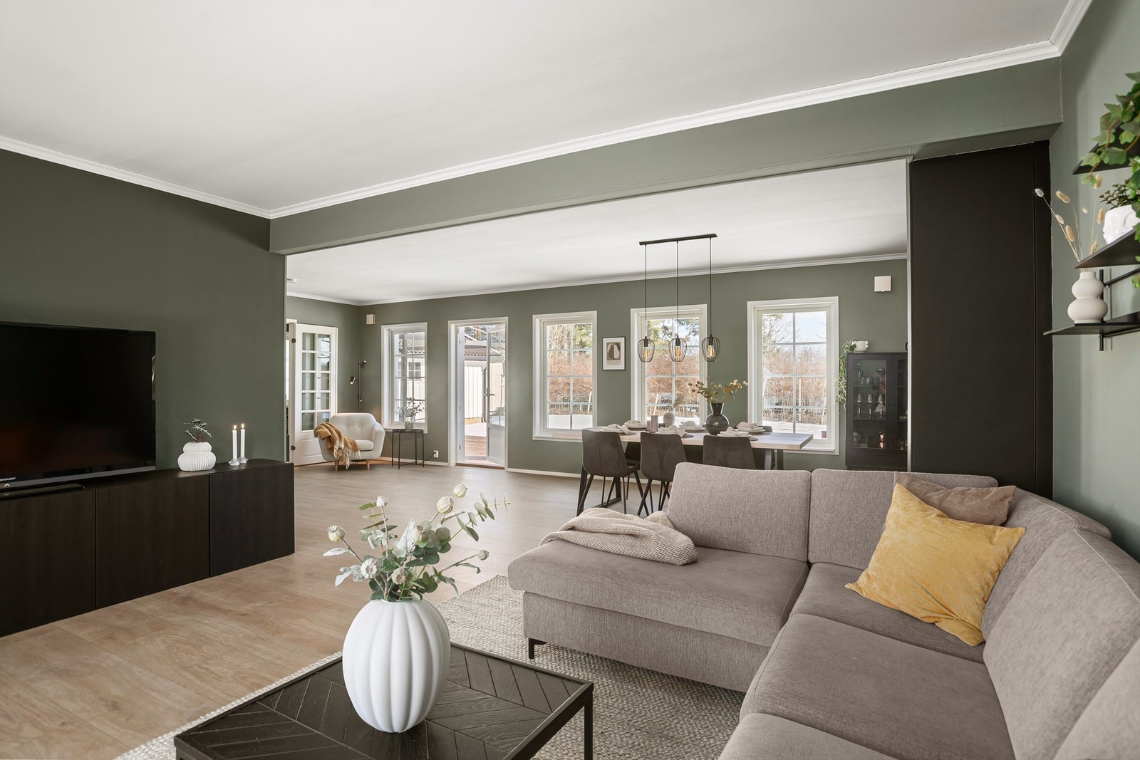 Om et 4 soverom er ønskelig så kan tv stuen lett tilpasses tiltet ekstra soverom Galleribilde