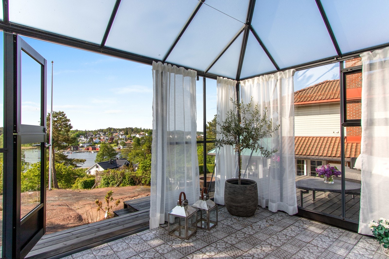 Utestuen er fra 2018. Galleribilde