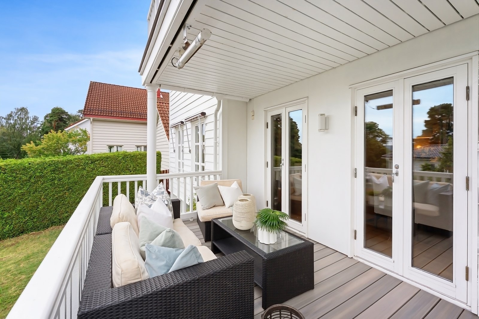 Vedlikeholdsfritt gulv begge verandaer, huset er sist malt i 2019 Galleribilde