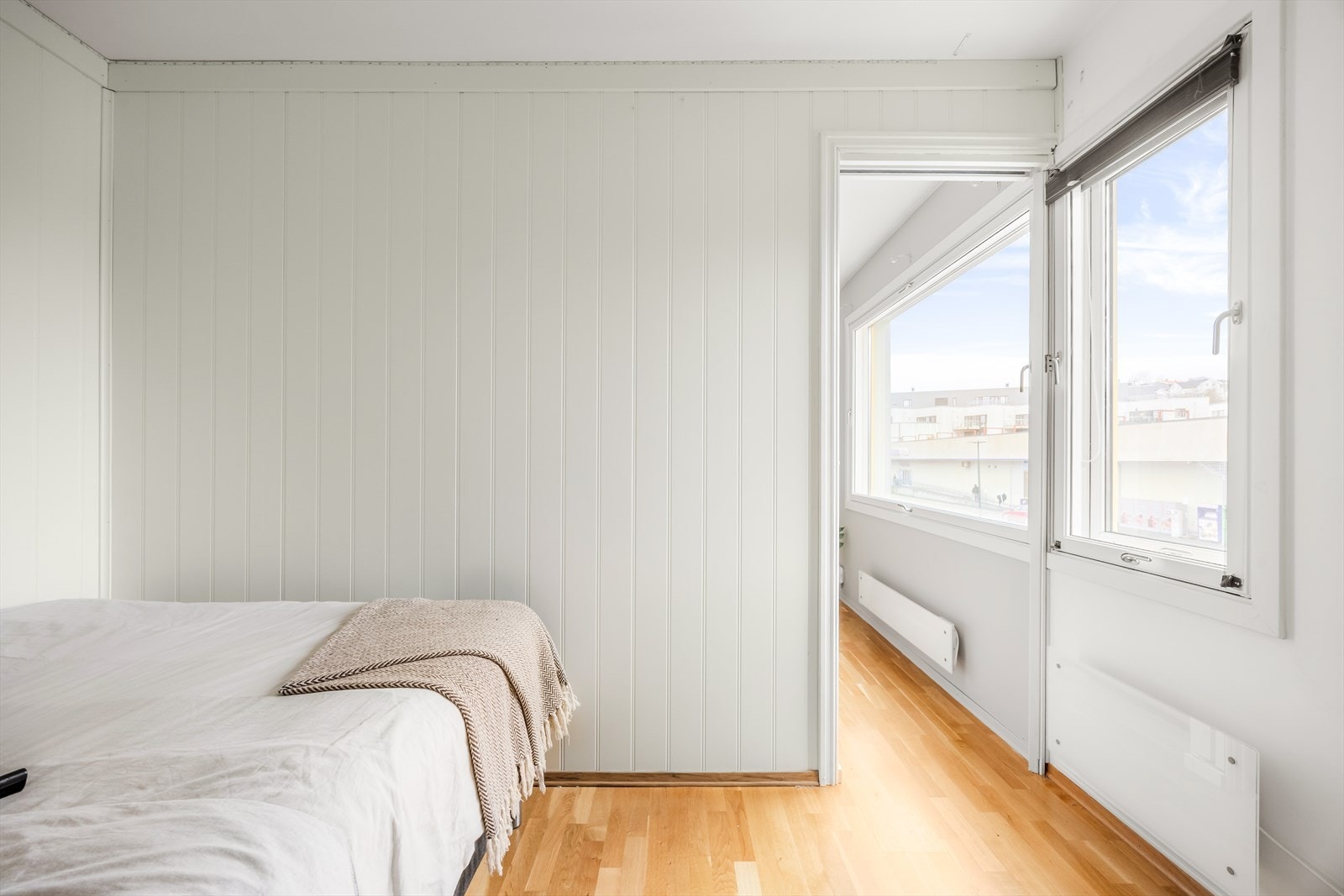 Alkoven har eget vindu. Galleribilde