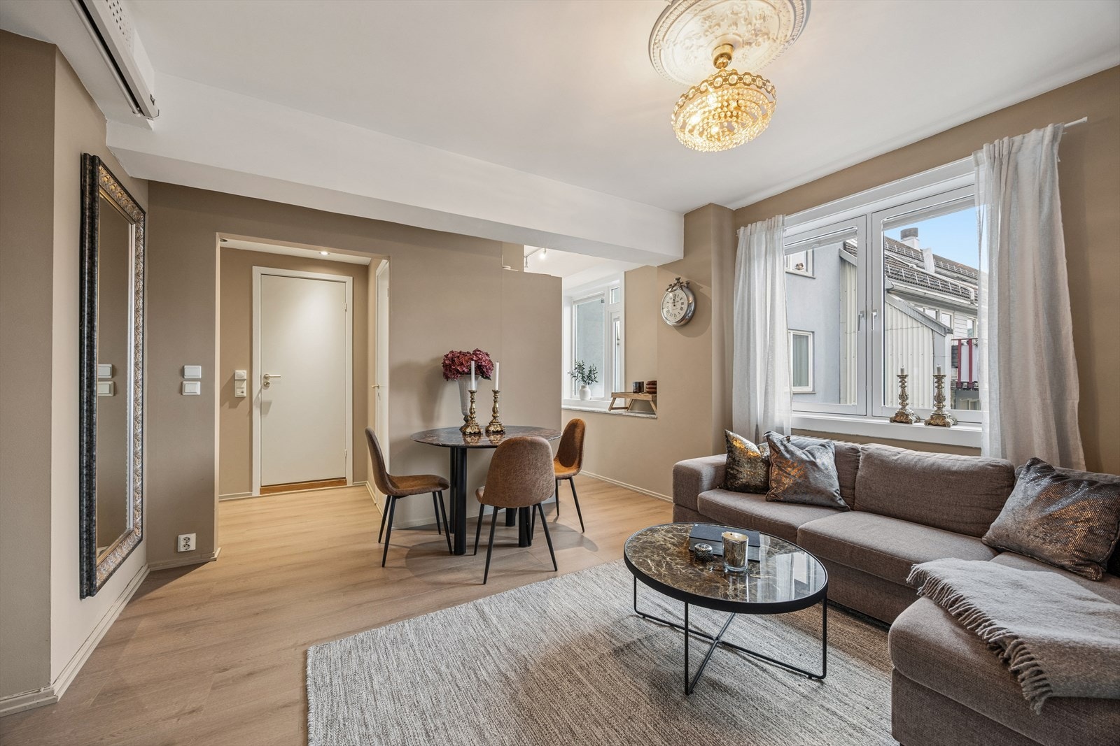 Velkommen til Bogstadveien 30A - presentert av DNB Eiendom v/Anette Langaas! Galleribilde