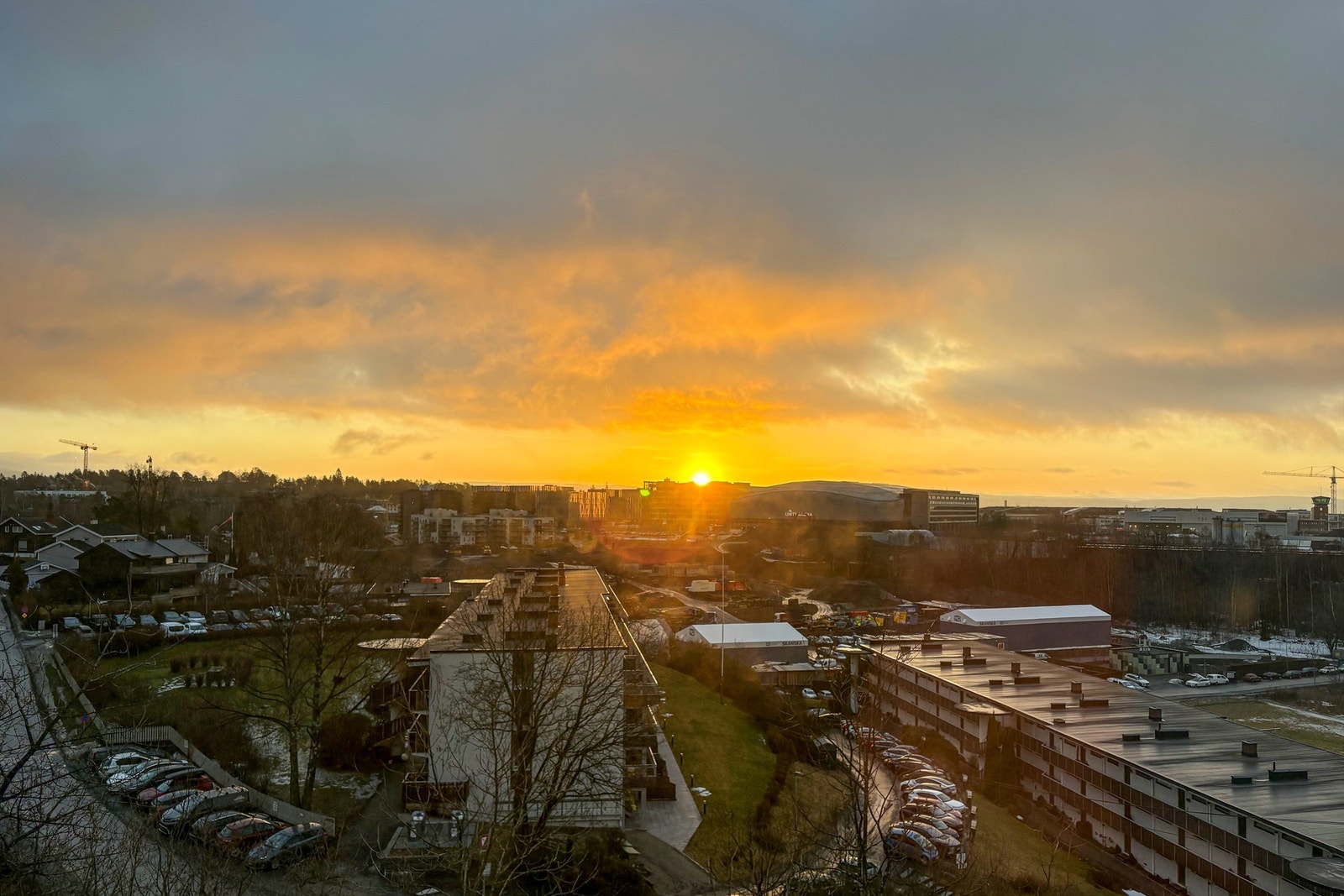 Soloppgang fra kjøkkenvinduet Galleribilde
